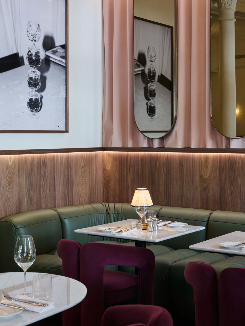 08 MACH Capri Zurich